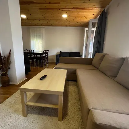 Ljubav Stara Zaovine Konukevi 3*