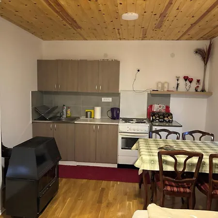 Konukevi Ljubav Stara Zaovine 3*