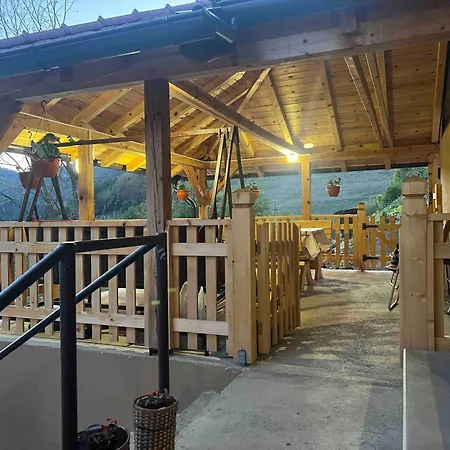 Konukevi Ljubav Stara Zaovine 3*